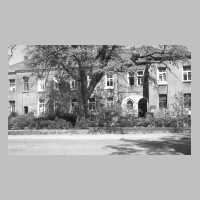 111-1117 Das Kreishaus in Wehlau im Jahre 1993.jpg